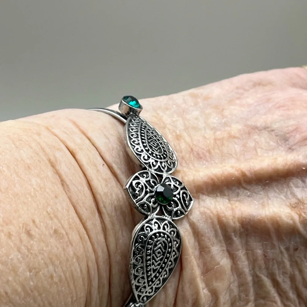 Elegant Silver Tone Bracelet with Green Accents -Chic Boho Accessory